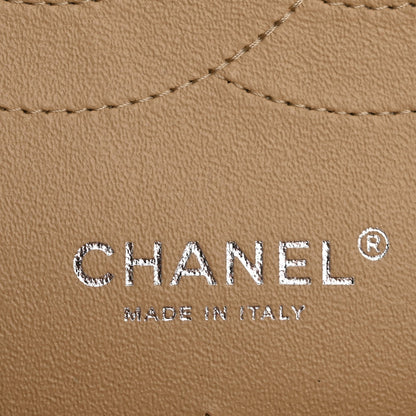 Caviar Quilted Jumbo Double Flap Beige Clair