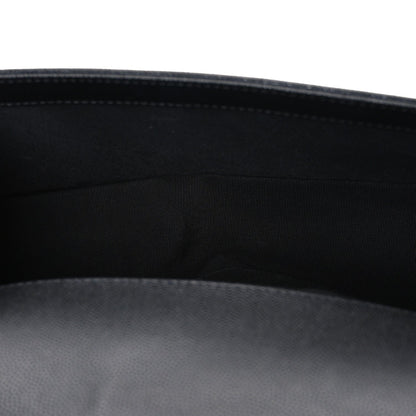 Caviar Quilted Medium Boy Flap Black