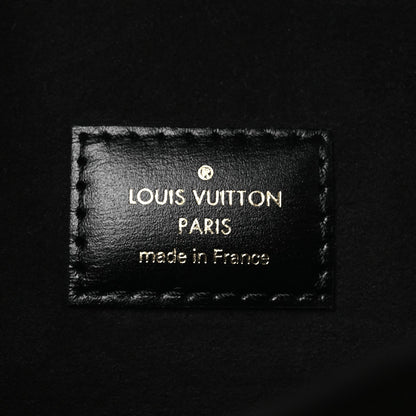 Reverse Monogram Pochette Metis