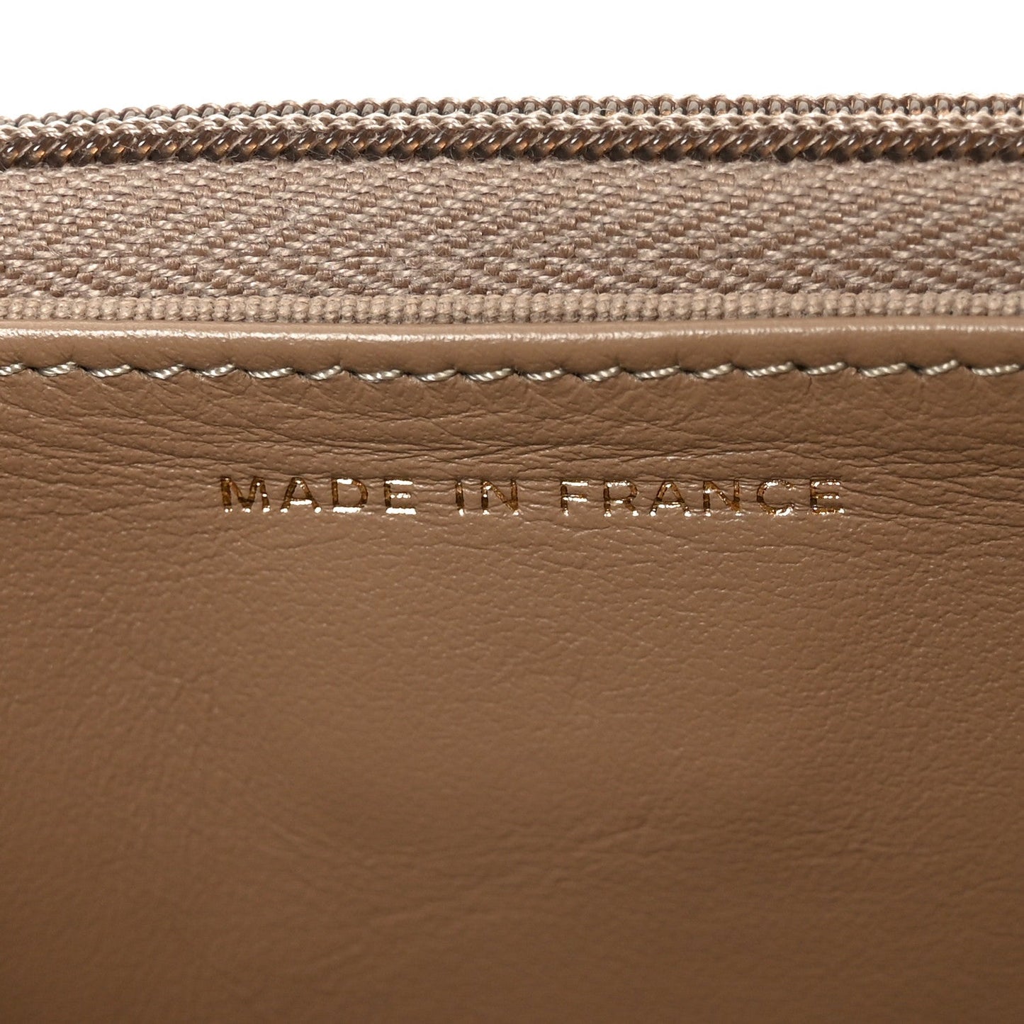 Caviar Quilted Wallet on Chain WOC Beige