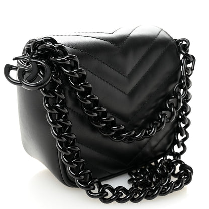 Calfskin Matelasse Monochrome GG Marmont Chain Mini Belt Bag Black