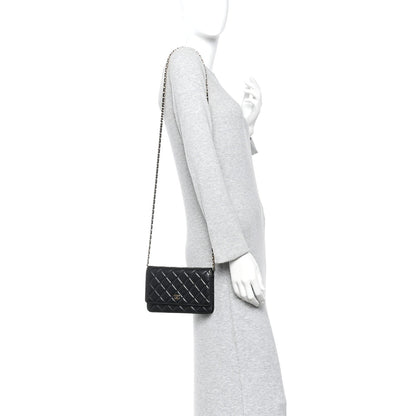 Lambskin Quilted Wallet On Chain WOC Black