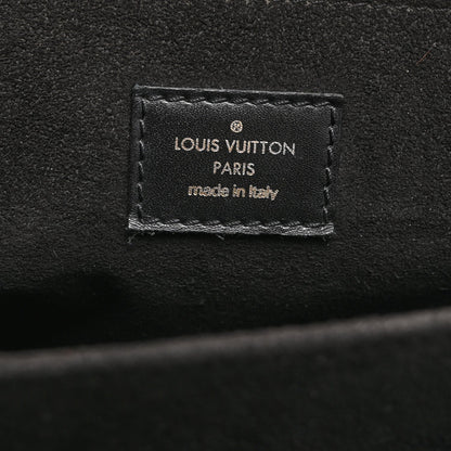 Reverse Monogram Pochette Metis