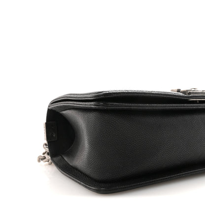 Caviar Quilted Medium Boy Flap Black