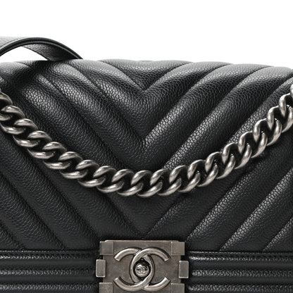 Caviar Chevron Quilted Medium Boy Flap Black