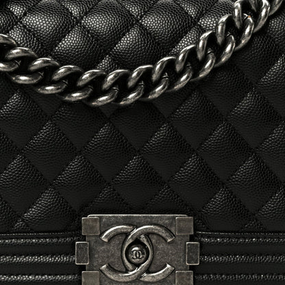 Caviar Quilted Medium Boy Flap Black