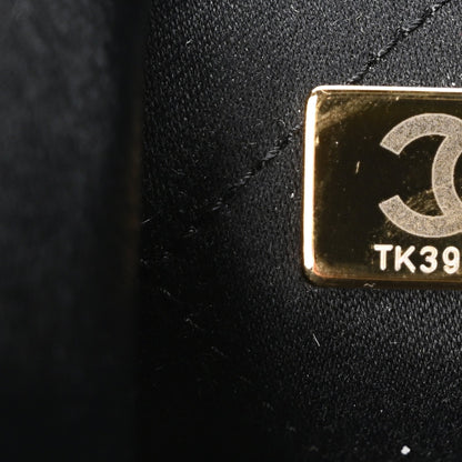 Shiny Calfskin Quilted Small Chanel 22 Black