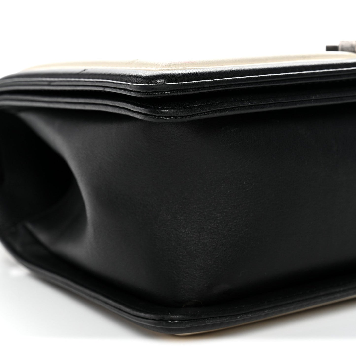 Calfskin Pleated Medium Boy In Rome Flap Black White