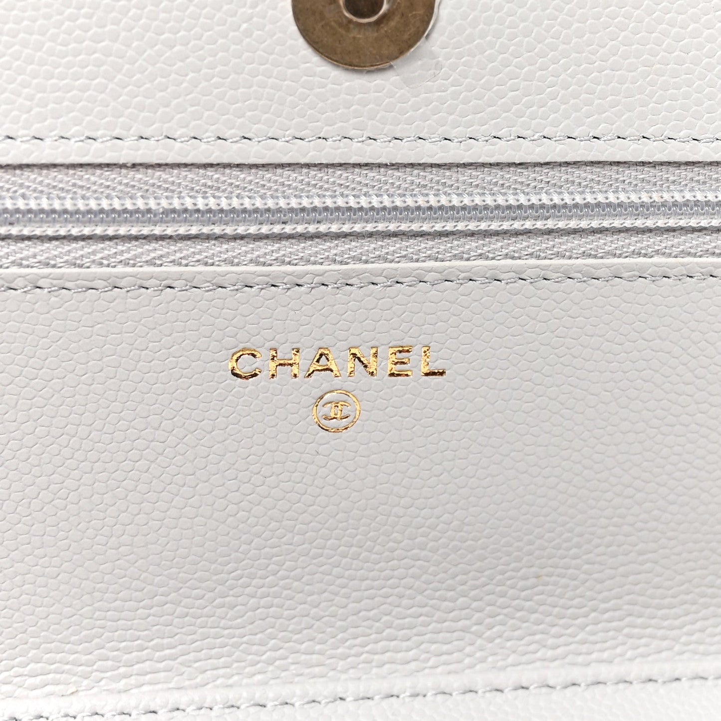 Caviar Quilted Textured CC Wallet on Chain WOC Grey