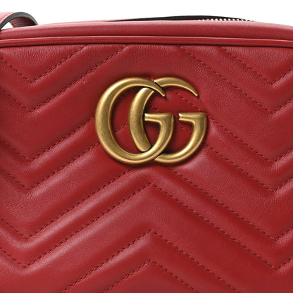 Calfskin Matelasse Small GG Marmont Chain Shoulder Bag Hibiscus Red