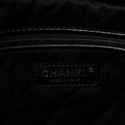 Shiny Calfskin Quilted Small Chanel 22 Black