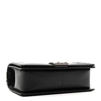 Caviar Quilted Medium Boy Flap Black