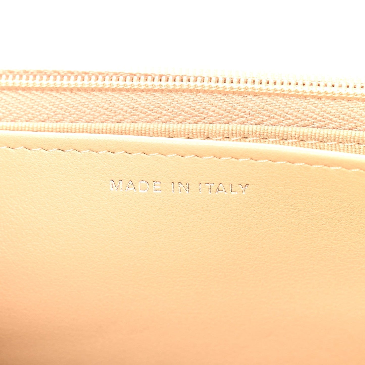 Caviar Quilted Wallet on Chain WOC Beige