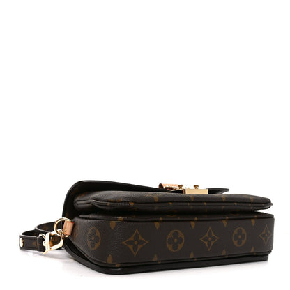 Monogram Pochette Metis East West