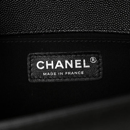Caviar Quilted Medium Boy Flap Black