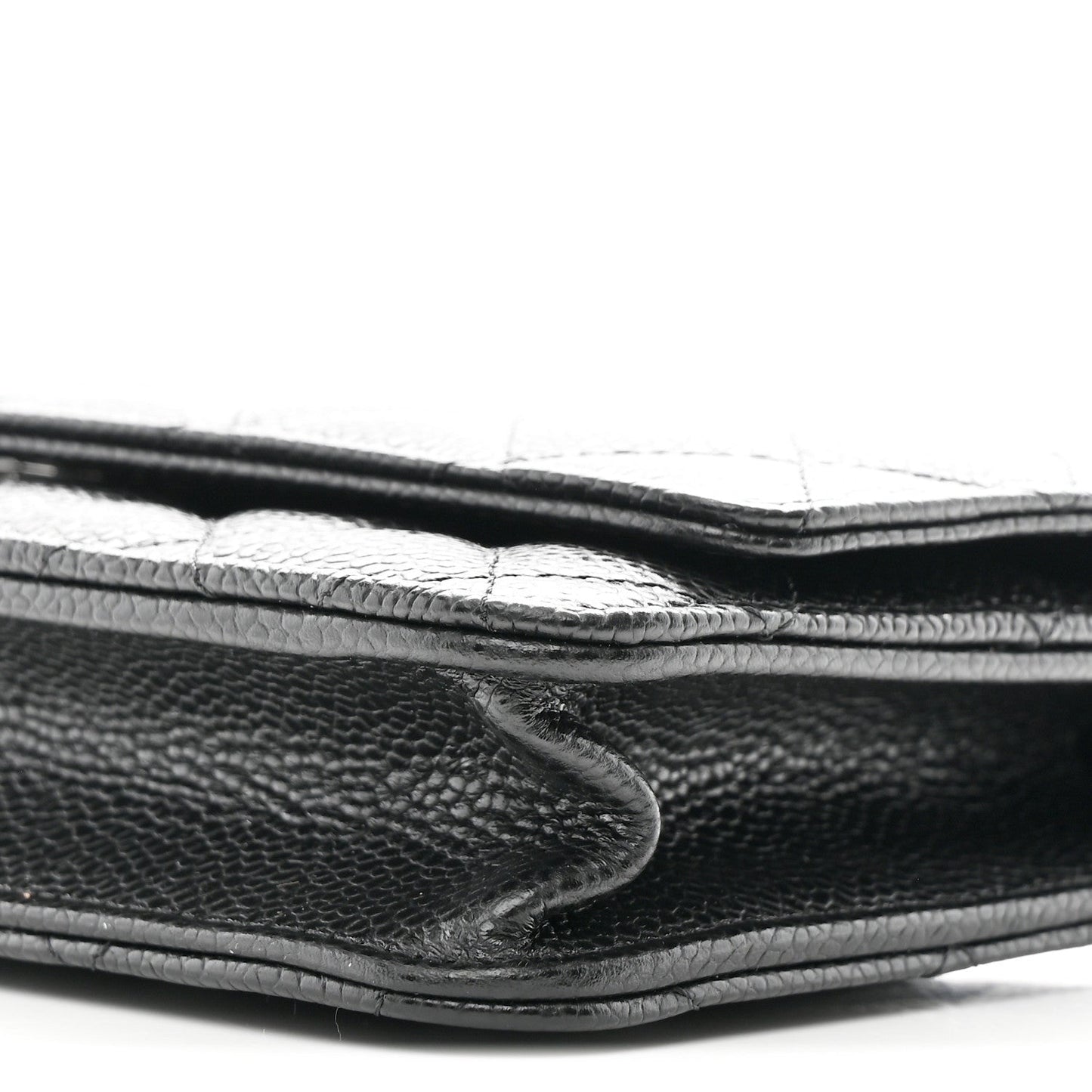 Caviar Quilted Wallet on Chain WOC Black
