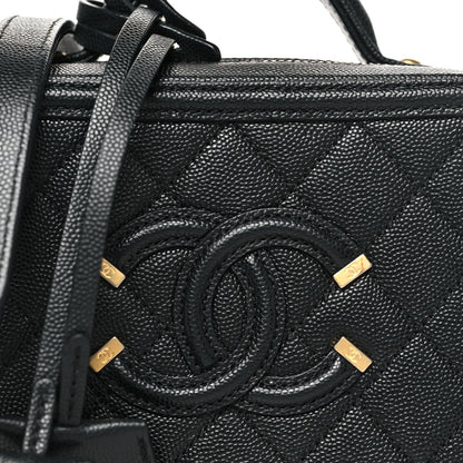 Caviar Quilted Small CC Filigree Vanity Case Black
